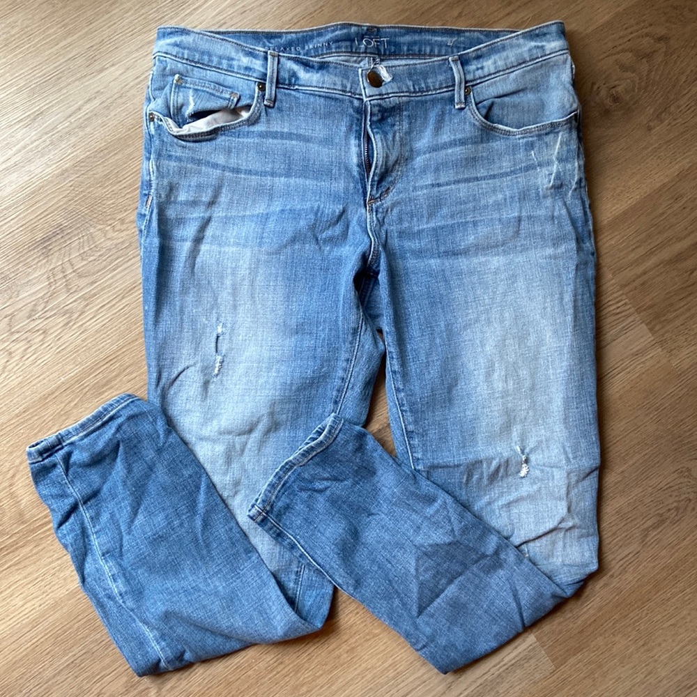 Ann Taylor Loft relaxed skinny jeans